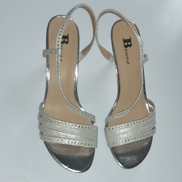 Sandal - Picture 2 of 10